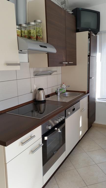 Apartment Sajkovic Ugljan Exterior photo